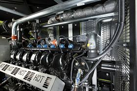 Газовый генератор Pramac GGW100G в кожухе с АВР — фото 8