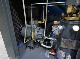 Винтовой компрессор Xeleron Z40FA 7 — фото 3